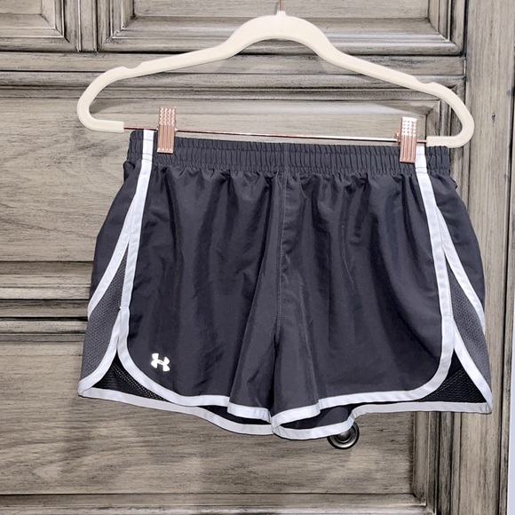 Under Armour Dri-Fit Running Shorts - Picture 1 of 5